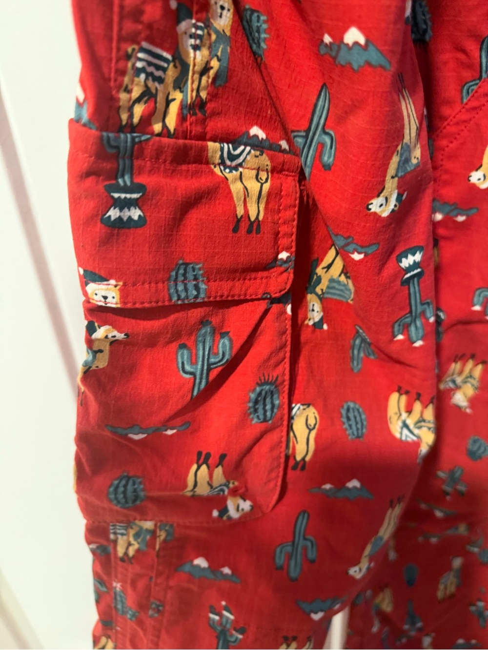 Duluth Trading Co Red women’s llama Print Overalls - Picture 7 of 9